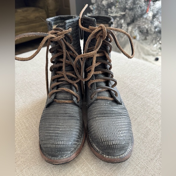 Manchester - Picture 2 of 6